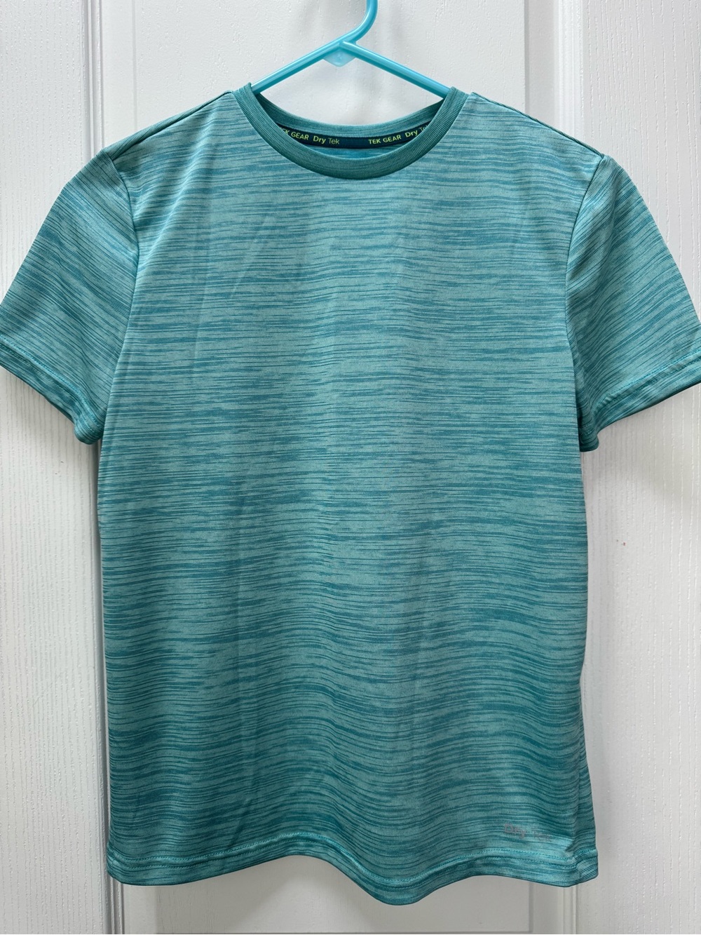 Tek Gear dry tek tee